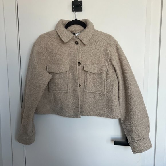 HM Cropped Faux Sherling Jacket - Picture 2 of 2